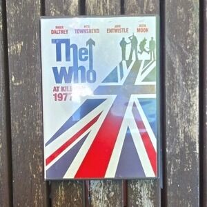 The Who at Kilburn: 1977 Live Concert Performance (Deluxe 2-Disc DVD Set)